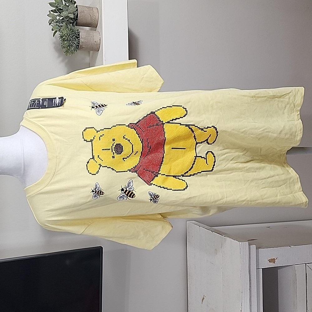 Disney Winnie The Pooh Embroidered Short Sleeve Tee New With Tags